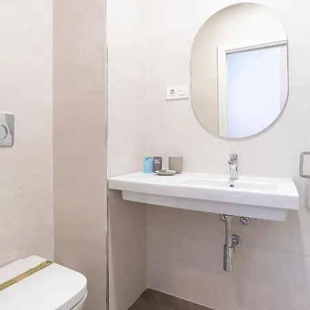 A Tu Ritmo! Edificio Muy Tranquilo Y Moderno!