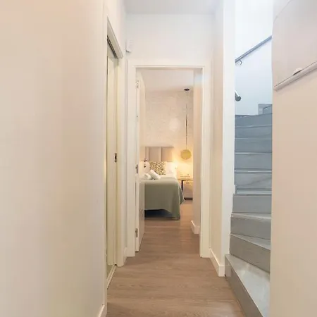 A Tu Ritmo! Edificio Muy Tranquilo Y Moderno! * Malaga